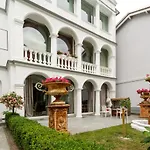 Glücksoase - Villa Bella Rosa